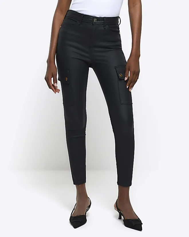 River Island high waisted coated cargo skinny jeans Black Discount