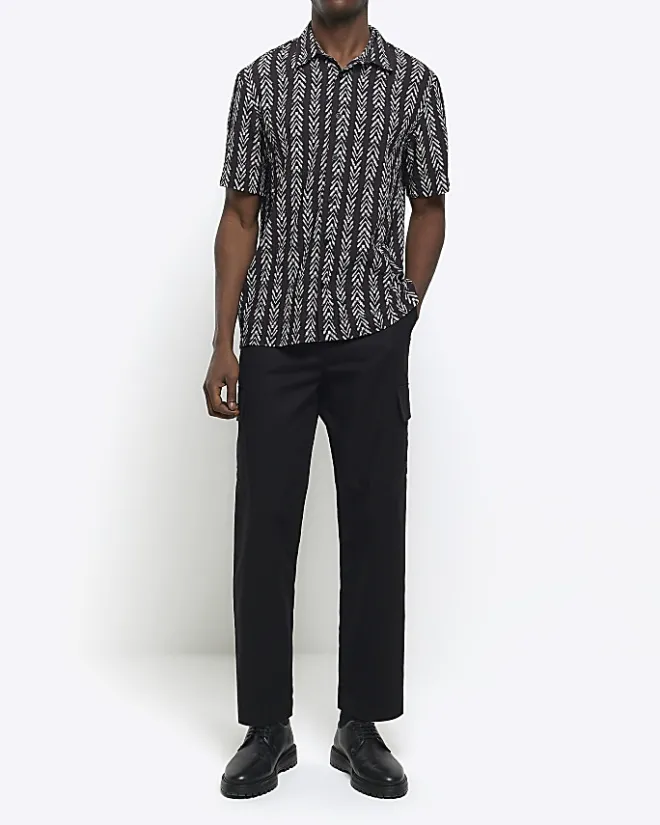 River Island regular fit crinkle arrow print shirt Black New
