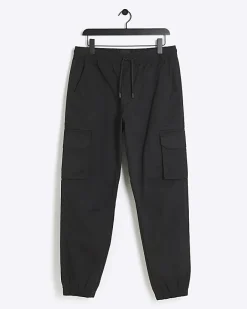 River Island regular fit cuffed cargo trousers Black Hot