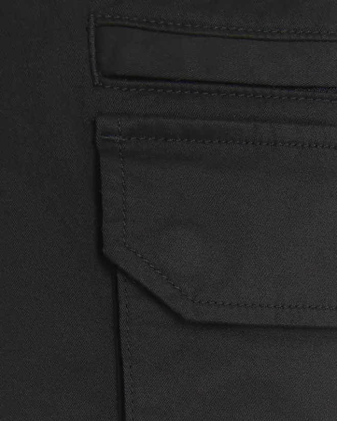 River Island regular fit cuffed cargo trousers Black Hot