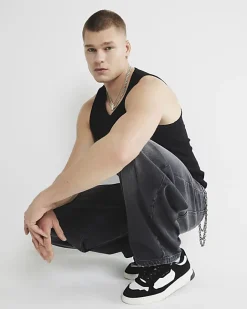 River Island regular fit rib vest Black Hot