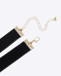 River Island velvet heart necklace Black Outlet