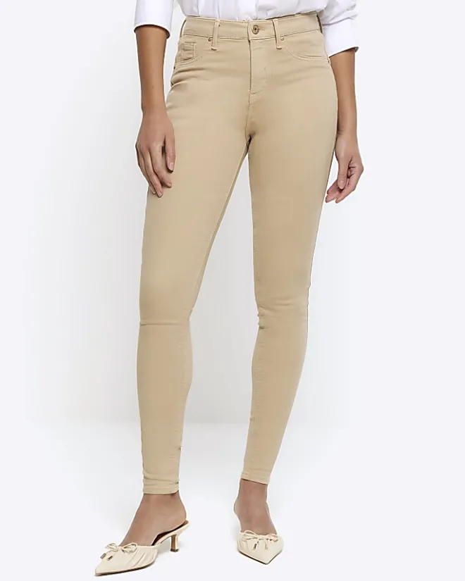River Island mid rise bum sculpt jeggings Cream Best