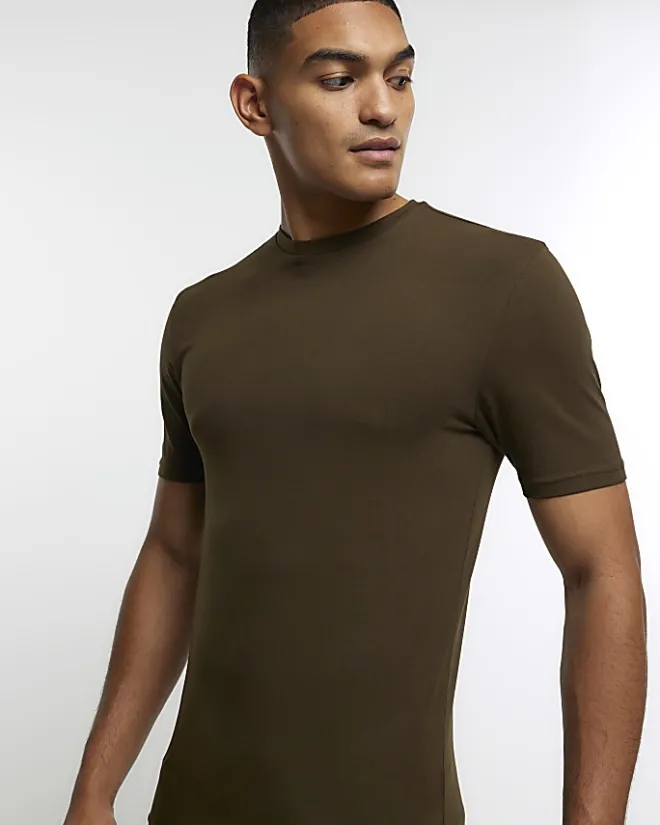 River Island muscle fit t-shirt Khaki Discount