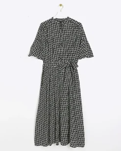 River Island Plus geometric belted midi shirt dress Black Hot