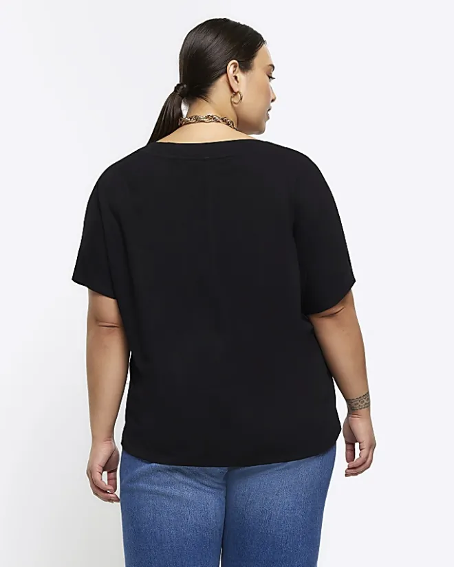 River Island Plus V neck t-shirt Black Clearance