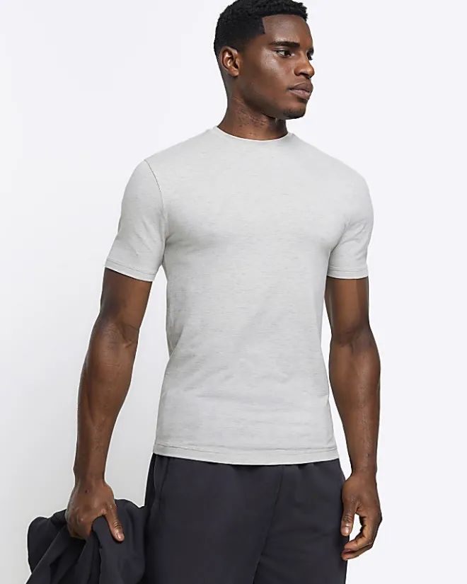 River Island multipack of 5 muscle fit t-shirts Red Online