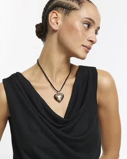 River Island Silver Heart Necklace Black Clearance