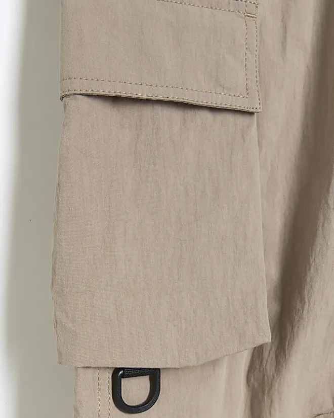 River Island regular fit elasticated cargo trousers Stone Discount