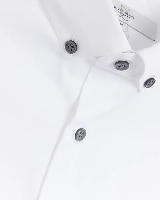 River Island muscle fit short sleeve shirt White Best